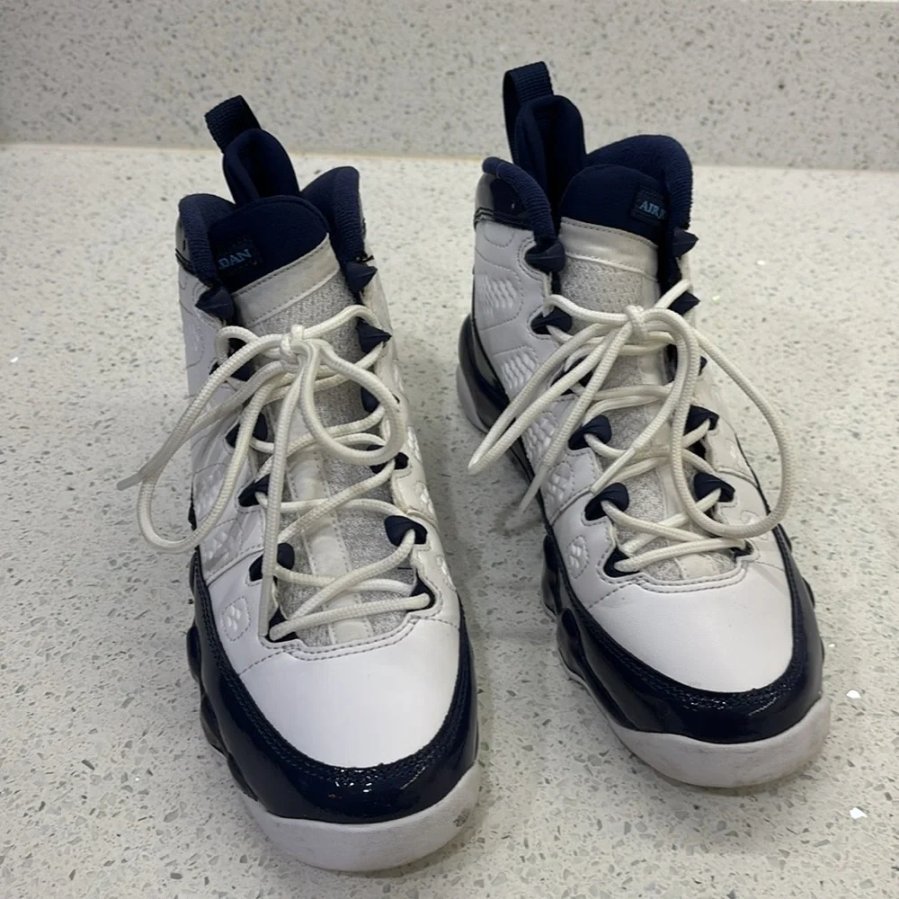 Jordan 9 - Picture 2 of 5